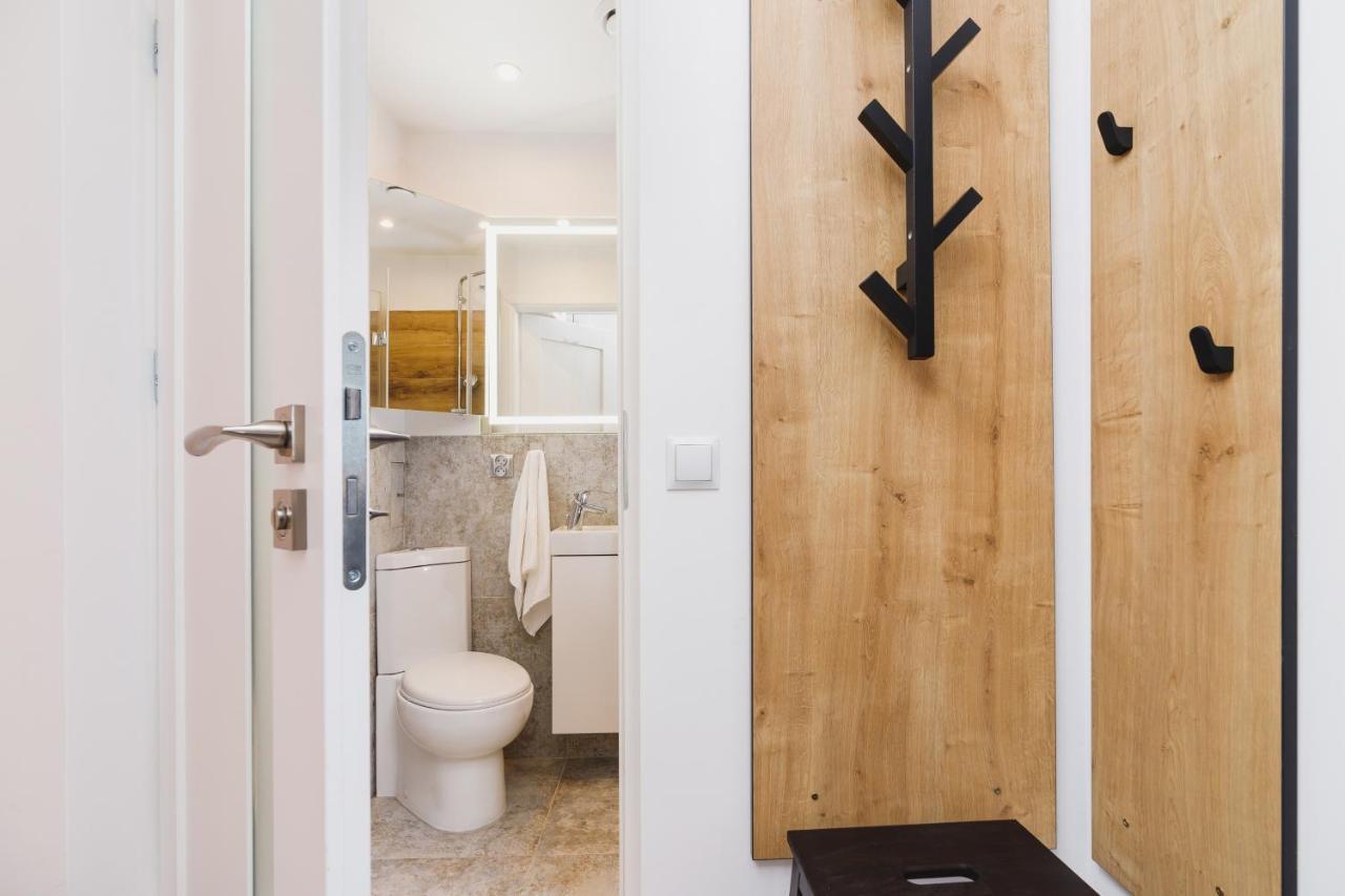 Studio Apartment Daszynskiego Cracow By Noclegi Renters Krakow Bagian luar foto